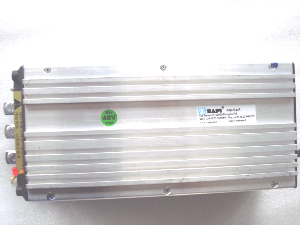 萨牌接触器  萨牌电控  科蒂斯电控  加速器  接触器 电源接插件 方向开关 GE电控 维修电控 B4DC21  B4SW32  B4SW24  B4SW31  B4SW11  B8DC21  B8