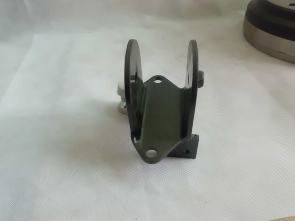 变速箱件    波箱机脚架 91284-07300