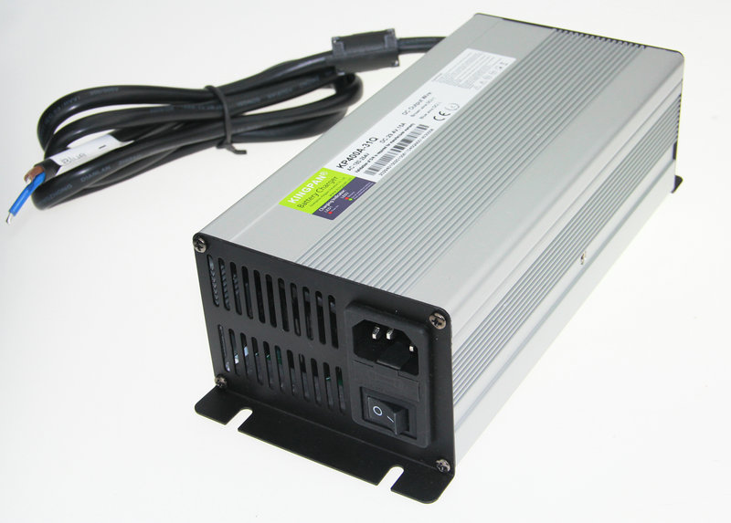 君盘通用型电动叉车充电机