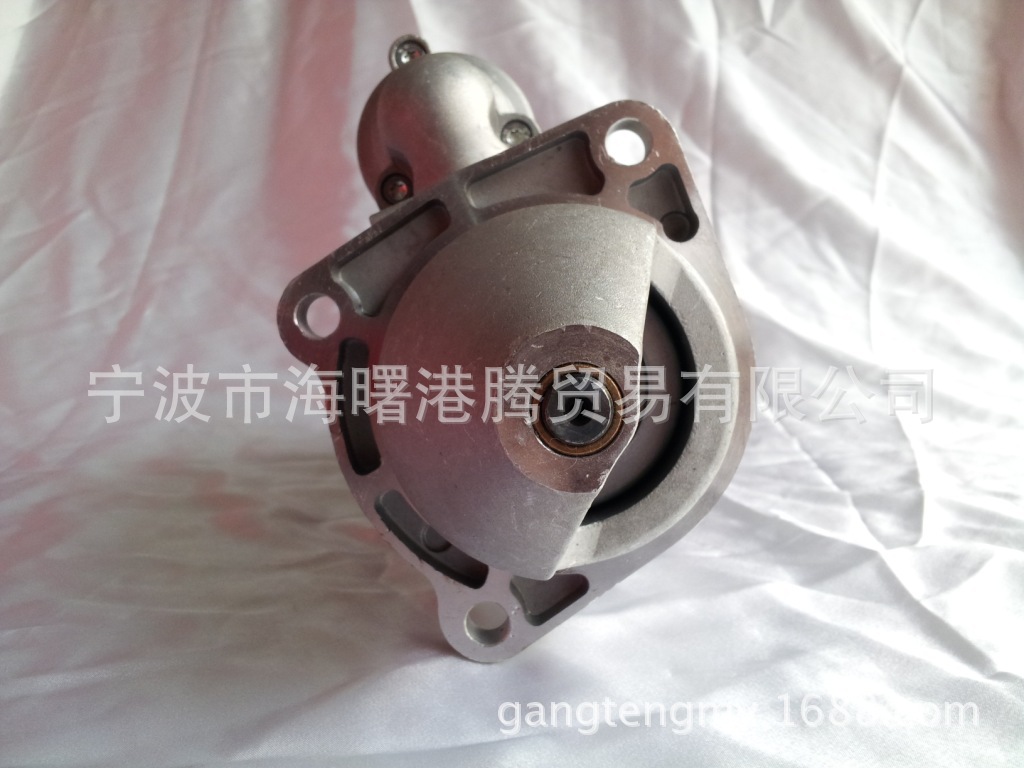 起动机林德叉车风冷道依茨启动马达批发01180928  0001230006 01180928 0001230006