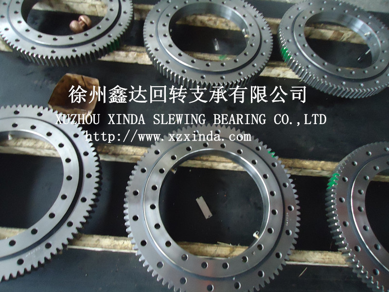 供应Q系列回转支承 QW.1250.32