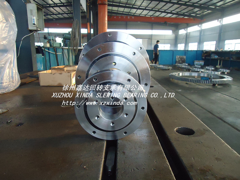 供应非标回转支承