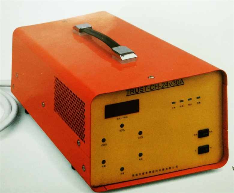 电动叉车充电机 24V/30A