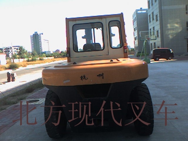 北方现代 :出租叉车 CPCD100HA_中叉网(www.chinaforklift.com)