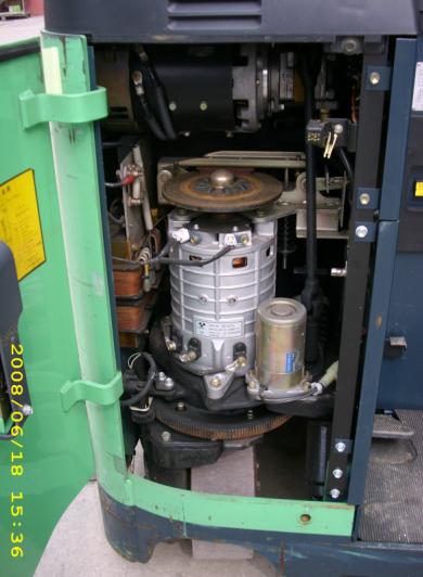 101#电动前移式叉车 7FBR15自由柱