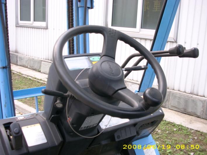 104#电动平衡重叉车 7FB18