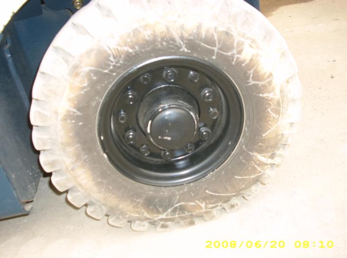 105#电动平衡重叉车（自由柱） 7FB15自由柱