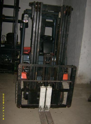 106#电动平衡重叉车 7FB15