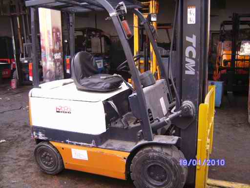 二手原装进口TCM3吨电瓶叉车 二手原装进口TCM3吨电瓶叉车