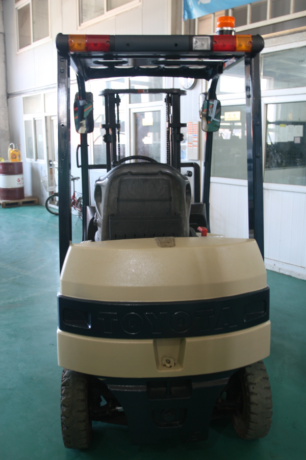 丰田电动叉车209# 7FB25