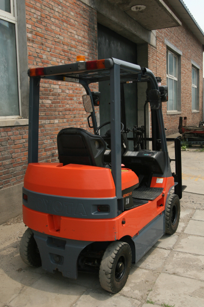 丰田电动叉车220# 7FBRS15