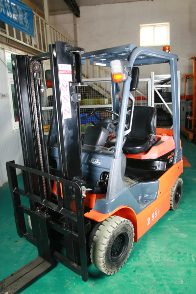 电动叉车租赁255# 7FB15