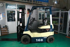 和盛兴行-电动叉车租赁168# 7FB15