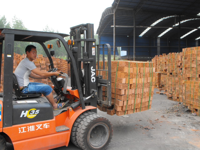 江淮叉车租赁 CPCD30