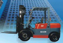 宝鸡双力 5-10T系列8吨柴油液力叉车 FD80TJ/CPCD80C_中国叉车网(www.chinaforklift.com)