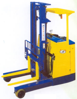 东莞顺昌1.5吨前移式电动堆高机 SCE-1535