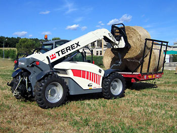 美国德雷克斯叉车（Terex）3.7吨伸缩臂叉车 TEREX Agrilift 737 Telehandler