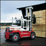 瑞典斯维叉车(SVETRUCK)10吨木材专用搬运叉车 1060-30