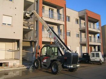 美国德雷克斯叉车（Terex）3.5吨伸缩臂叉车 TEREX Telelift 3512 Telehandler