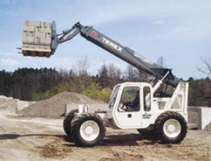 美国德雷克斯叉车（Terex）6000磅伸缩臂叉车