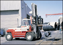瑞典斯维叉车(SVETRUCK)18吨钢卷专用搬运叉车 18120-36_中国叉车网(www.chinaforklift.com)