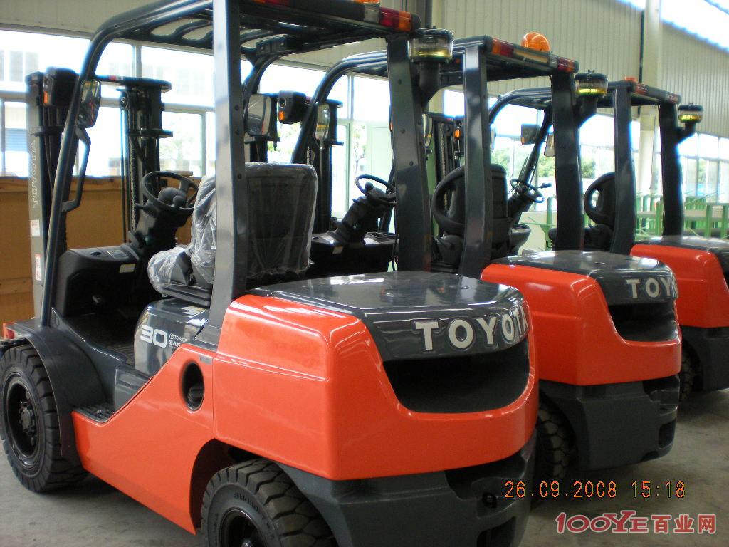 丰田叉车 FD30