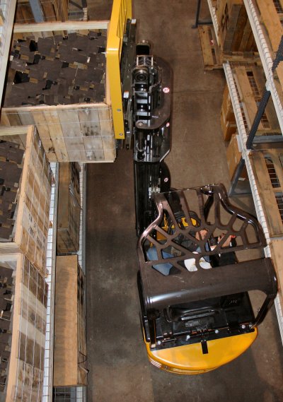 美国蓝道(LANDOLL)3500磅三向堆垛叉车 B35/48E-180D