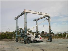 美国船用设备叉车(MARINE)60吨自行式龙门吊 Serial: 1623180