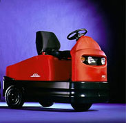 德国林德叉车(LINDE)6吨电动式牵引车 P60