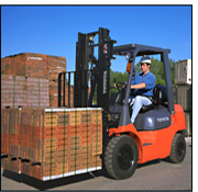 美国丰田叉车(TOYOTA)5000磅空心胎液化气/汽油/柴油平衡重叉车 7FDU25