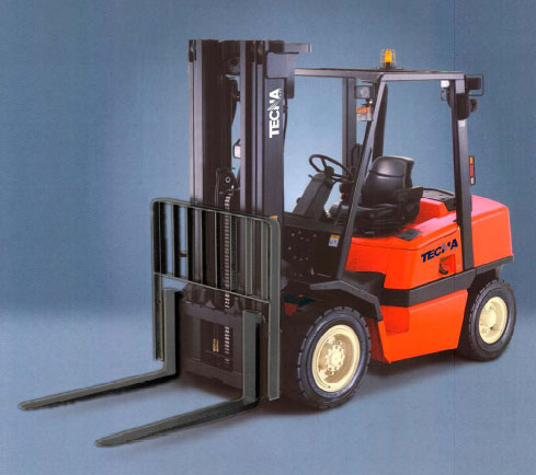 西班牙特克安(TECNA2000)5.5吨柴油平衡重叉车 TTD55