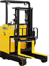 日本小松叉车(KOMATSU)AR30系列产品1-1.8吨站驾前移式叉车 AR30系列