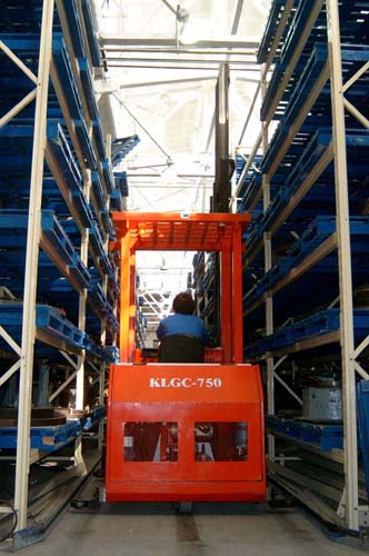 西安昆仑叉车(KUNLUN)0.5吨人下行高位三向堆垛叉车 KL05