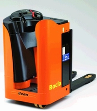 上海洛可拉(Rocla)站驾式电动托盘搬运叉车 站驾式电动托盘搬运叉车