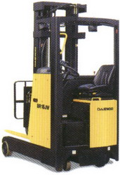 斗山电动前移式叉车 BR14/16JW