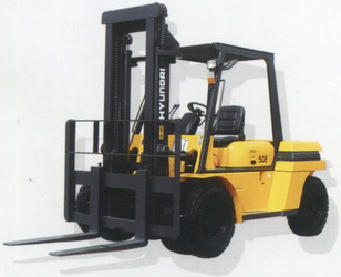 现代平衡重式柴油叉车 CPCD60E