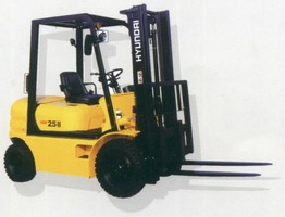 现代平衡重式柴油叉车 HDF20II