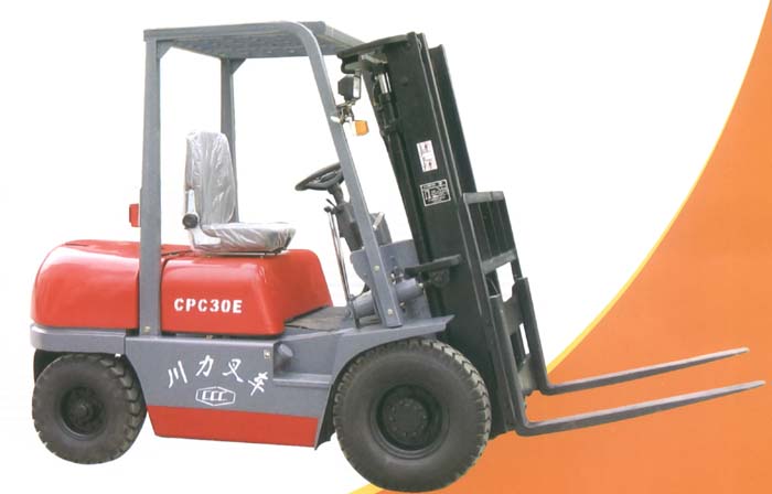 四川成叉3吨内燃双燃料平衡重叉车 CPQD30E