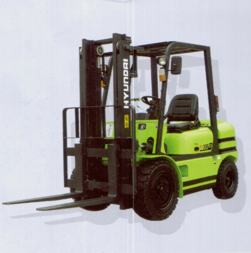 现代平衡重式柴油叉车(3.0吨)欧Ⅱ排放标准 HC30E-5/HD30E-5_中国叉车网(www.chinaforklift.com)