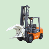 宝骊带属具叉车  
