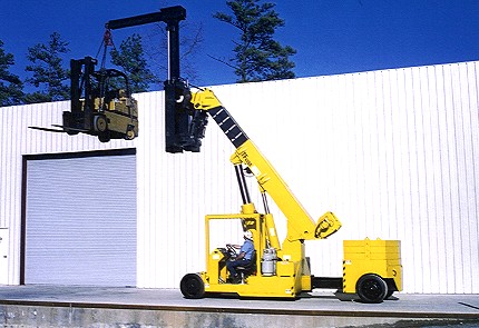 美国LIFT SYSTEMS伸缩臂叉车 TF4560