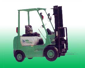 三菱柴油平衡重叉车  