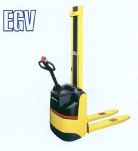 小松步行式高起升托盘运搬车 EGV