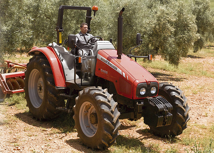 英国玛斯(MASSEY FERGUSON)内燃牵引车 MF5455/5470
