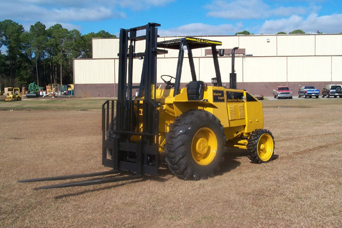 美国Master Craft8,000磅重型越野叉车 AE-8212,