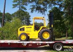 美国Master Craft6,000磅重型越野叉车  AEII-6322