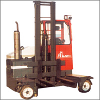 法国(AMLIFT)2.5-3吨内燃侧面叉车 COMBI C25 - 30