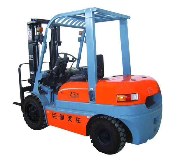 厦工3.5吨正面H型内燃柴油平衡重叉车 CPC35H