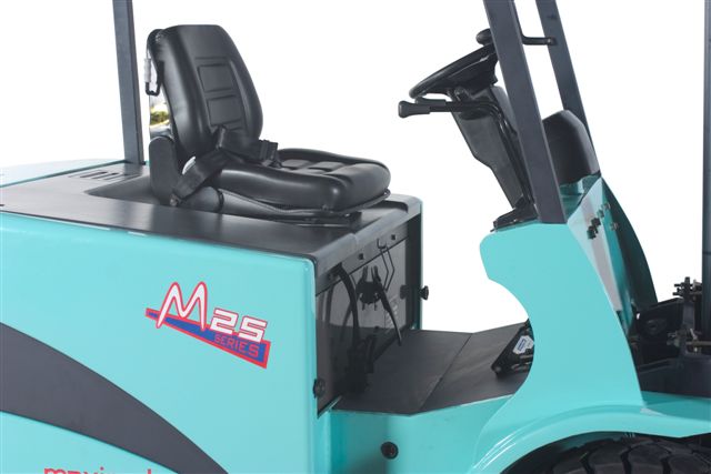 美科斯2.5吨四轮电动平衡重叉车 FB25-MQZ2