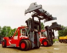 意大利CVS Ferrari F45 G4内燃集装箱叉车 Ferrari F45 G4